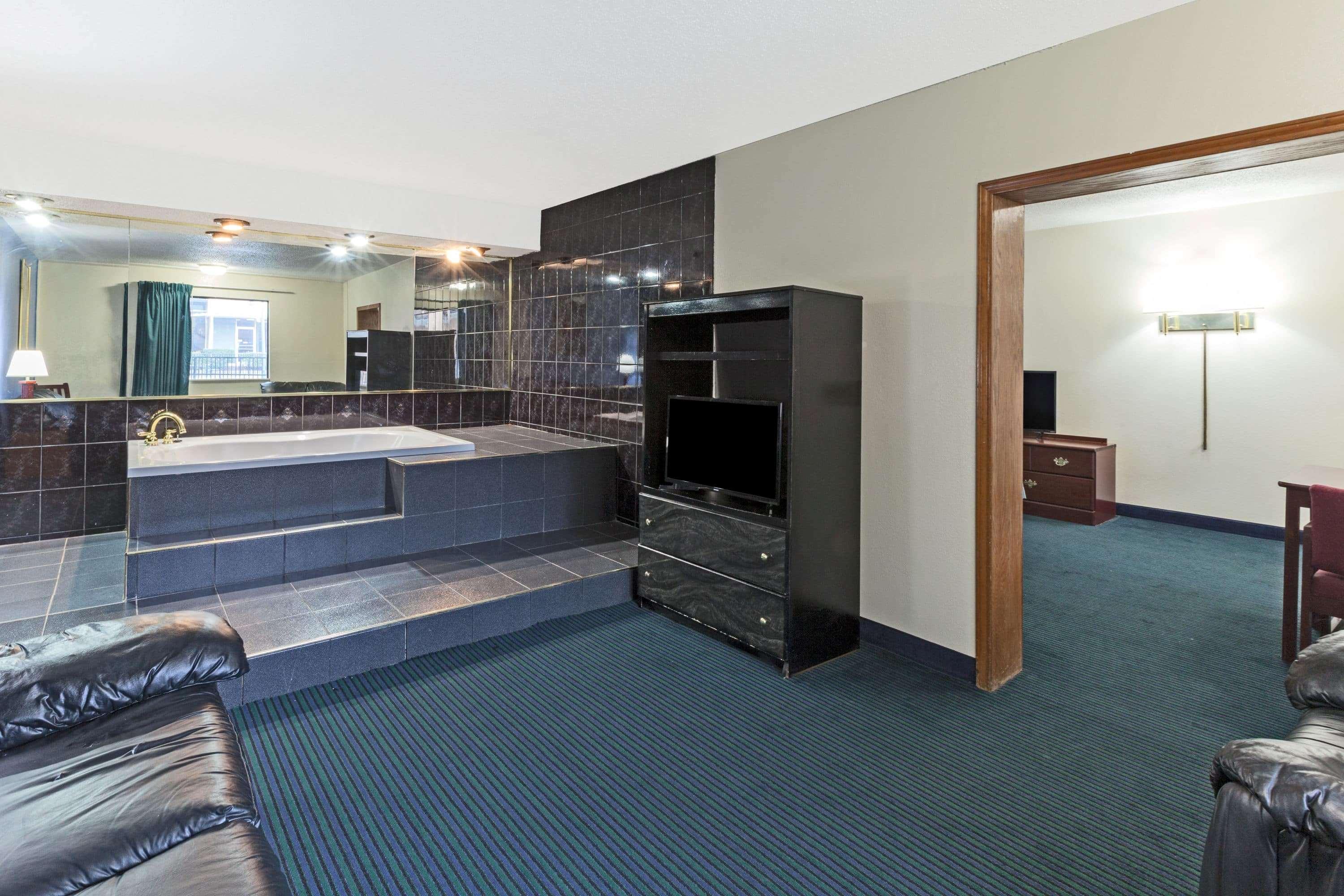 Days Inn By Wyndham Oklahoma City Fairground Екстериор снимка